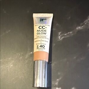 IT Cosmetics CC+ Nude Glow Medium Coverage - Neutral Medium